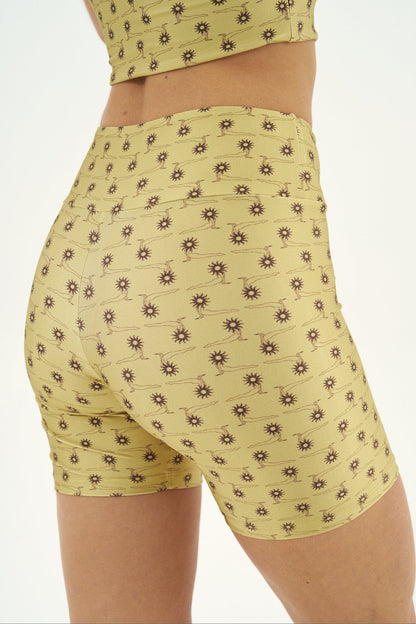 Shorts High Surya