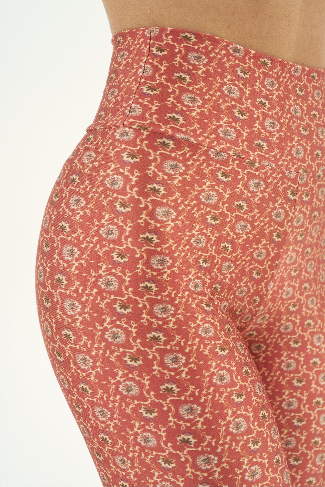 Calça Legging Slim Scarlet Flower
