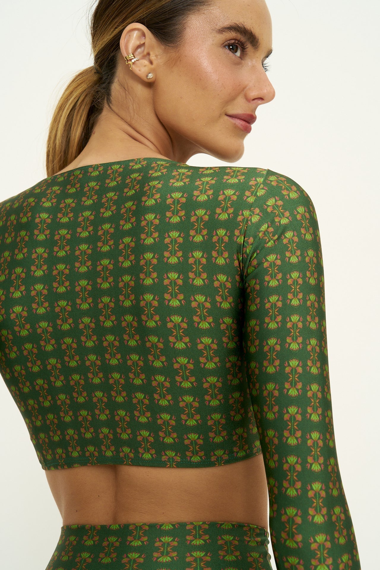 Top cropped manga longa Verve
